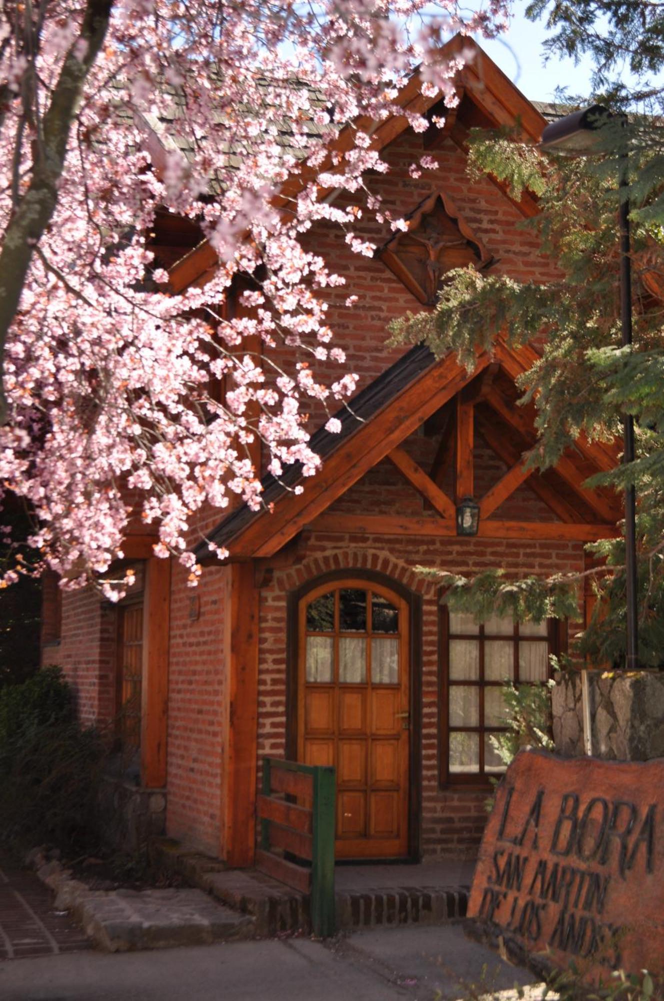 San Martín de los Andes Apart Hotel La Bora المظهر الخارجي الصورة